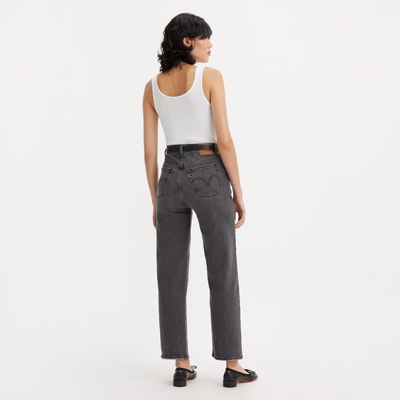 Levi’s Ribcage Straight - Picture 2 of 7